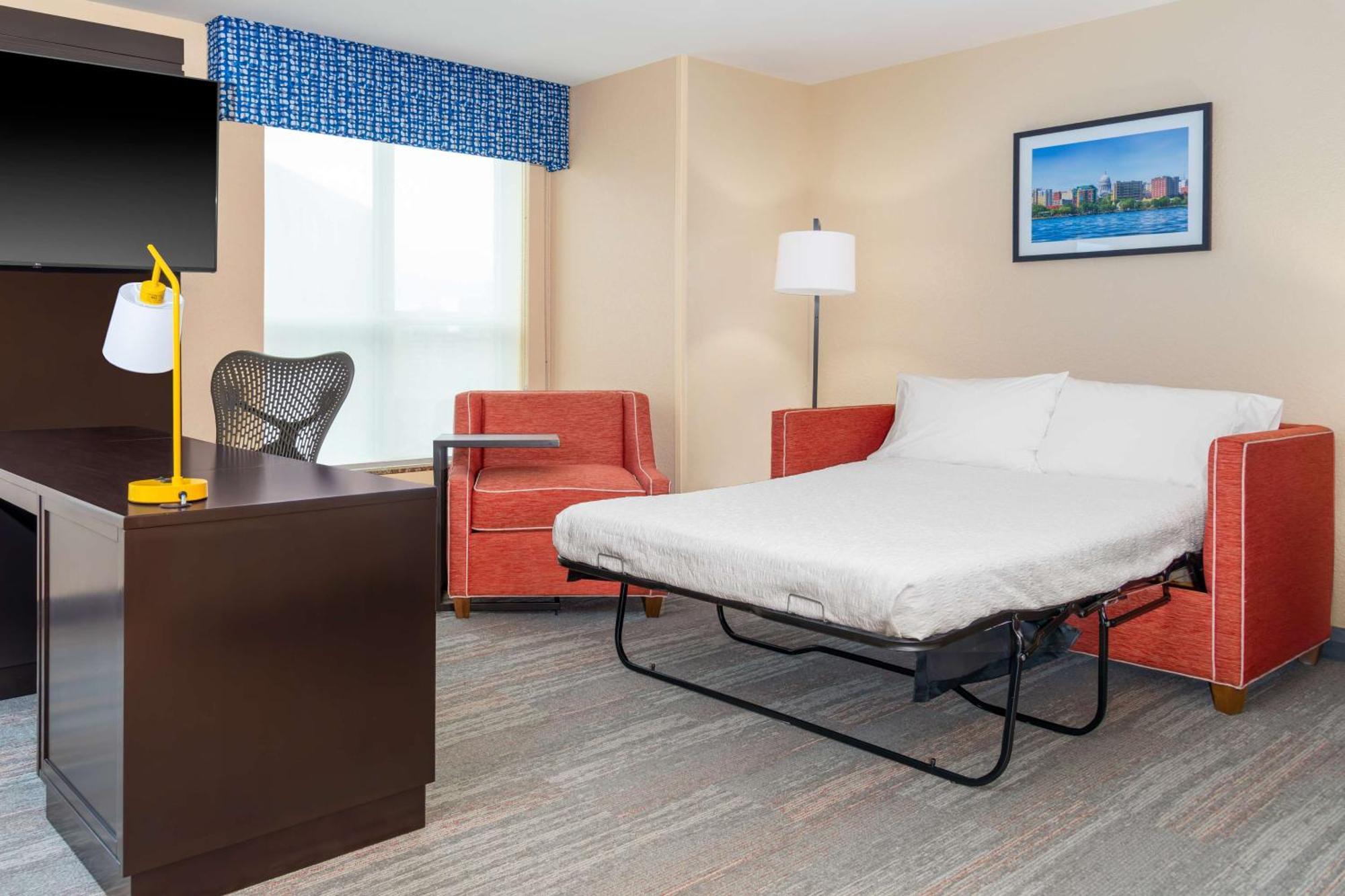 Hampton Inn & Suites Madison Downtown Eksteriør billede