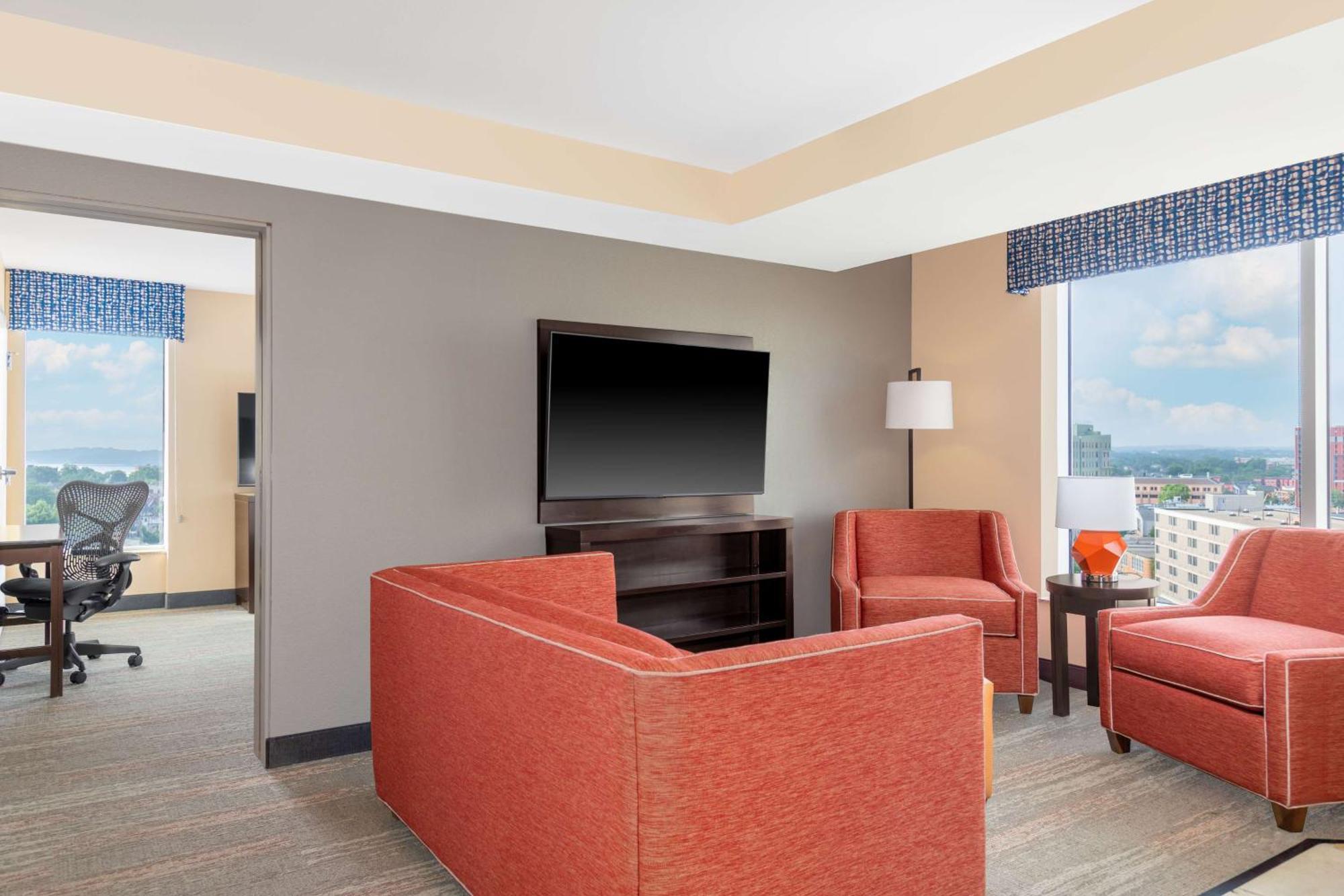 Hampton Inn & Suites Madison Downtown Eksteriør billede
