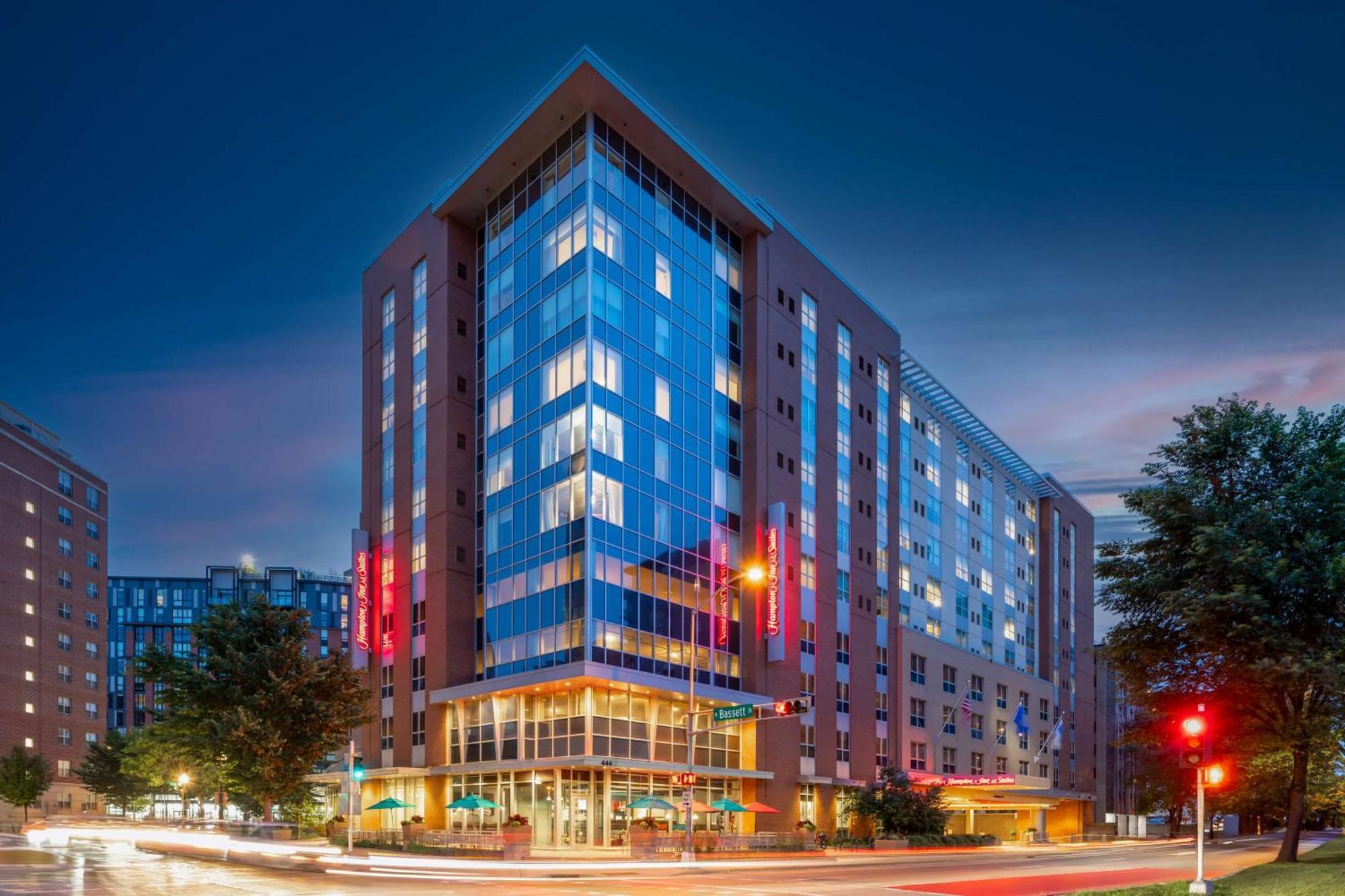 Hampton Inn & Suites Madison Downtown Eksteriør billede